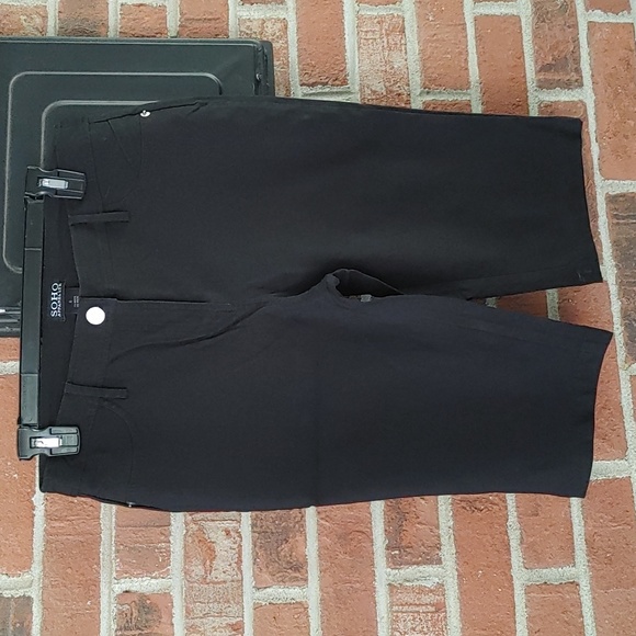 Soho Apparel Burmada Shorts Size 6 - Picture 1 of 5